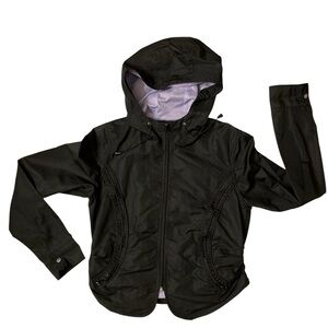 Jolt Junior Black Jacket Windbreaker Hooded lavender Mesh Lining size M